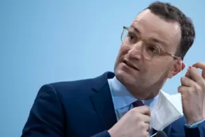 Mit dem Thema Schutzmasken hat Bundesgesundheitsminister Jens Spahn nicht zum ersten Mal Ärger. 