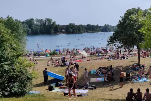 Hochbetrieb an Wochenenden: Der Rheinauer See ist an warmen Tagen ein Besuchermagnet. 