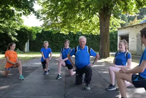 Hans Koob hat ein Herz für den Leichtathletik-Nachwuchs.