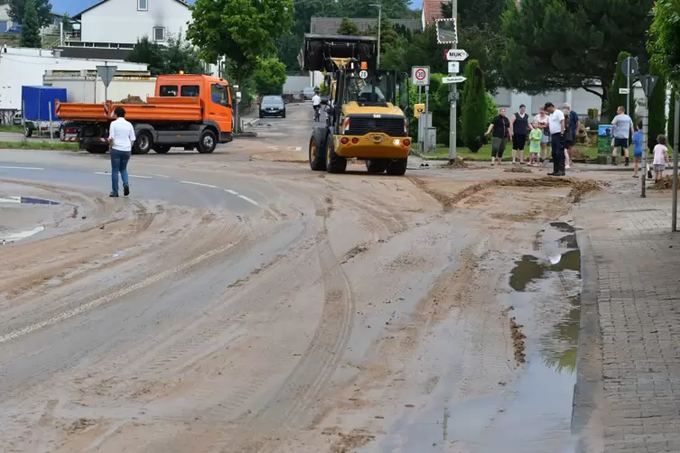 Die Folgen des Unwetters in Weisenheim am Sand.