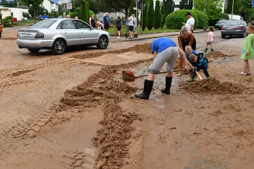 Die Folgen des Unwetters in Weisenheim am Sand.