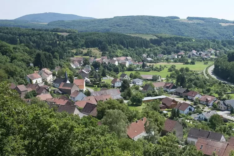 Die Haushaltslage in Niederalben ist wie vielerorts angespannt. Das negative Eigenkapital beträgt bis zum Ende des Jahres knapp 