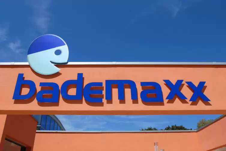 Bademaxx-Schwimmbad: Die lange Schließung hat für Ausfälle bei den Einnahmen geführt. 