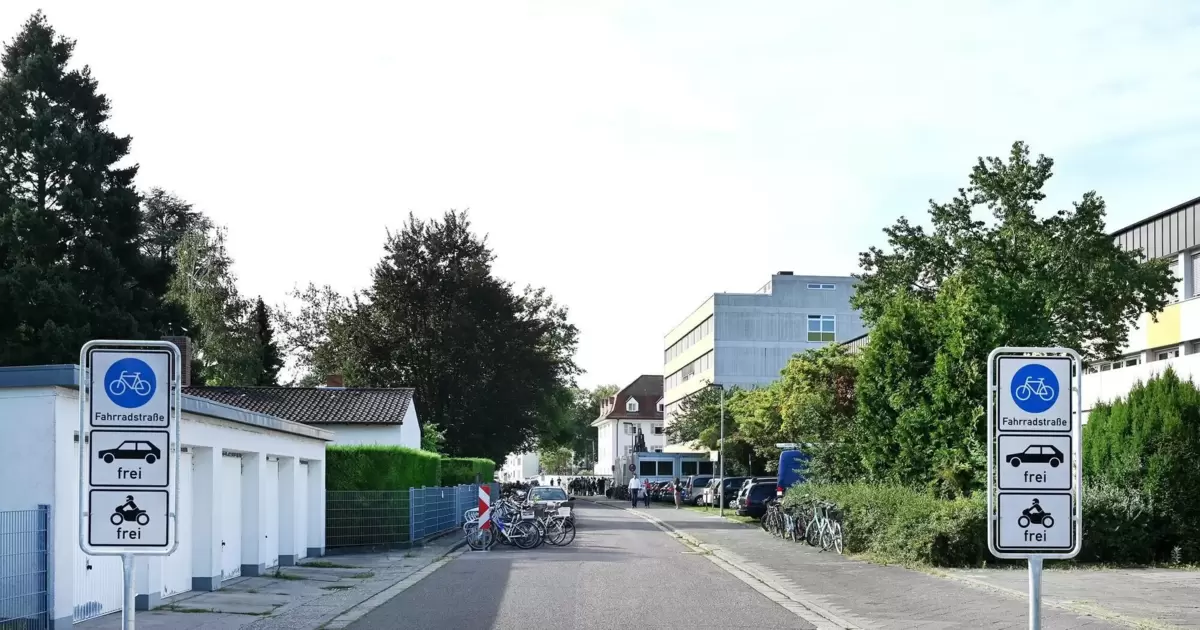 Fahrradzone „vincenz“ Holzstraße Wird Zur Einbahnstraße Speyer Die Rheinpfalz 8437