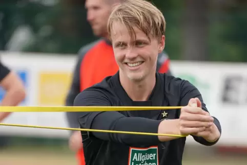 Mit Spaß dabei: Felix Götze ist zurück beim FCK. 