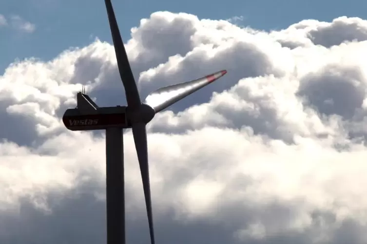 Insgesamt sind vier neue Windräder geplant. 