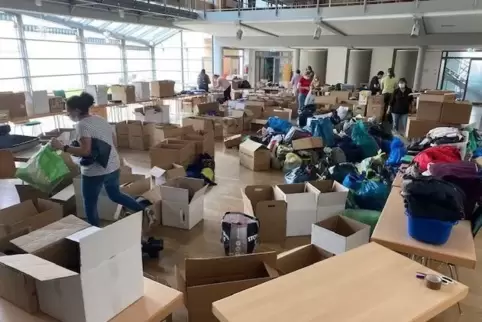 Überall im Kreis sind Sammelaktionen für die Hochwasser-Geschädigten angelaufen. In Göllheim war die Resonanz so groß, dass scho