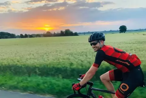 Joshua Gohl beim Training. Für die Schönheiten am Rand der Strecke wird er auf der Tour zum Nordkap wohl weniger Zeit haben. 