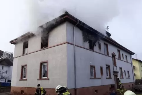 Das Mehrfamilienhaus war nach dem Brand Ende November unbewohnbar.