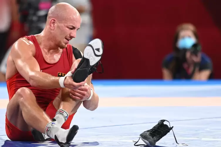 Schuhe aus: Frank Stäbler verabschiedet sich mit Bronze.