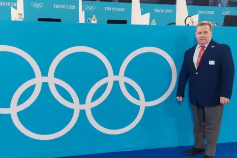 Erstmals bei Olympischen Spielen im Einsatz: Uwe Reichert, der seit 15 Jahren die internationale Kampfrichterlizenz hat.