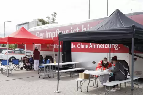 Anfang August machte der Impfbus des Landes auf dem Wasgau Parkplatz in der Carl-Euler-Straße Station, kommende Woche kommt der 
