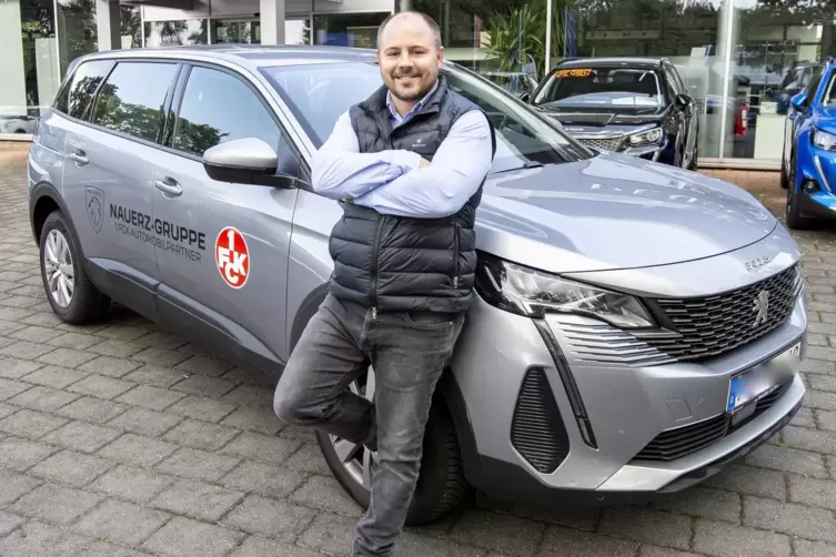 Rund 20 Fahrzeuge der Nauerz-Gruppe sorgen dafür, dass die Roten Teufel mobil sind. 