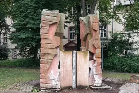 Die Technik des Schlossbrunnens an der Martinskirche hat schon oft Probleme gemacht.