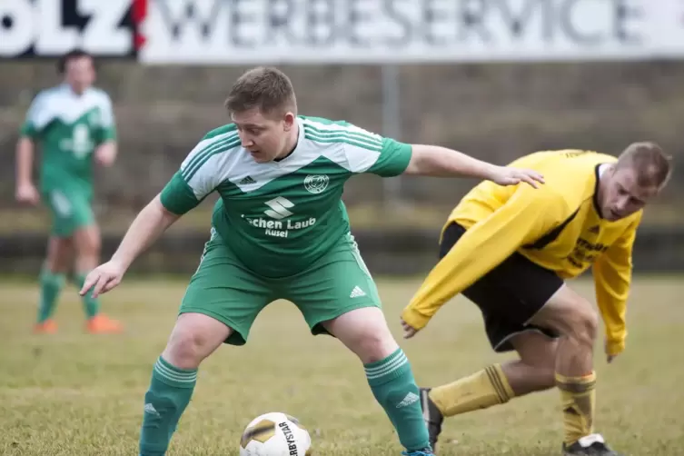 Philipp Schwehm und sein FV Kusel II müssen beim SV Einöllen (hier im Aufeinandertreffen 2017) aufpassen.