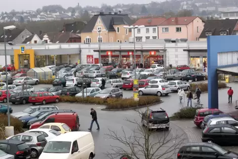 Auf dem Parkplatz am Hilgard Center wurde am Freitag eine 71-jährige Frau angefahren. 