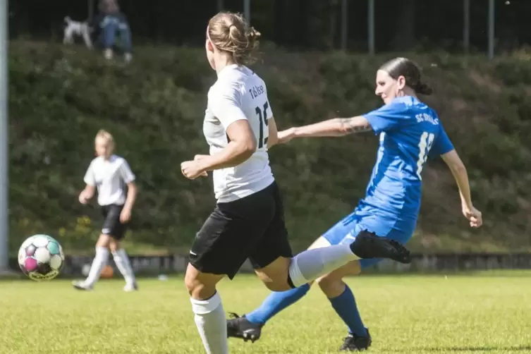 Glich zum 1:1 aus: Sabrina Braunschweig (rechts) vom SCS. 