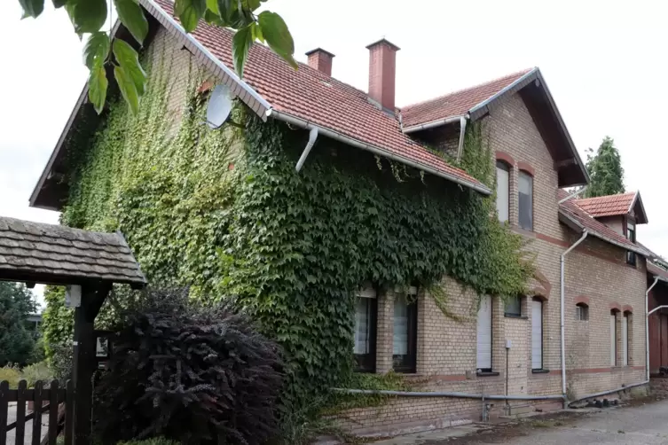 Seit 1957 wird der alte Bahnhof als Wohnhaus genutzt.