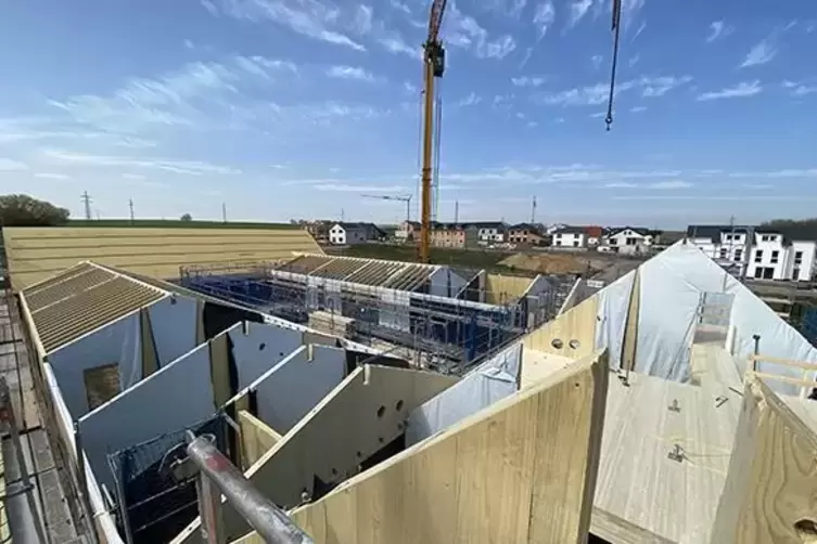 Blick auf die Kita in Wörrstadt, die vom Büro Stereoraum Architekten geplant wurde. Nach ein paar Tagen schon hätten die Wände g