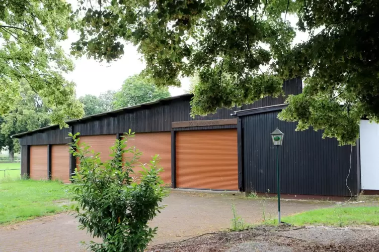 Die Kulturkreishalle in der Sankt Gertrudis-Straße (Sportplatz), ist geschlossen und soll saniert werden.