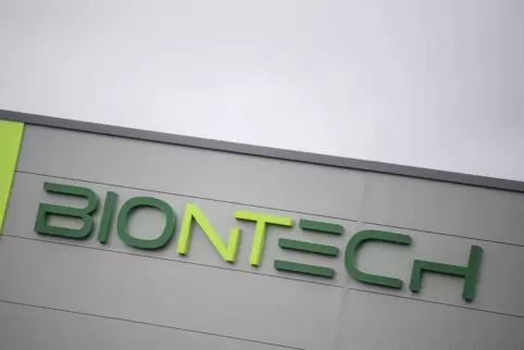 Biontech will den Vorwürfen nachgehen.