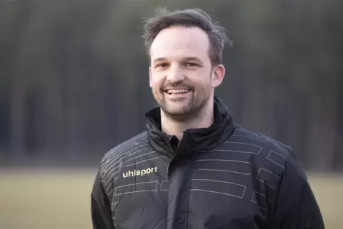 Trainiert jetzt den Gegner: der ehemalige U17-Trainer des FCK, Daniel Paulus, steht an der Seitenlinie der Nürnberger. 