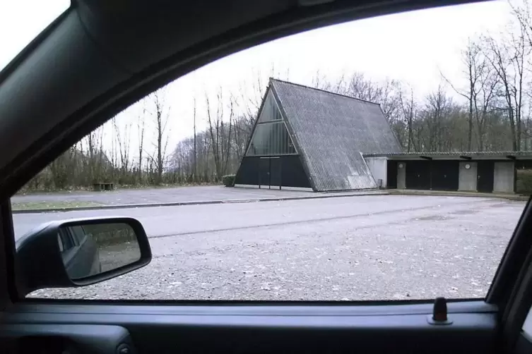 Die Trauerhalle am Waldfriedhof sorgte für Gesprächsstoff. 