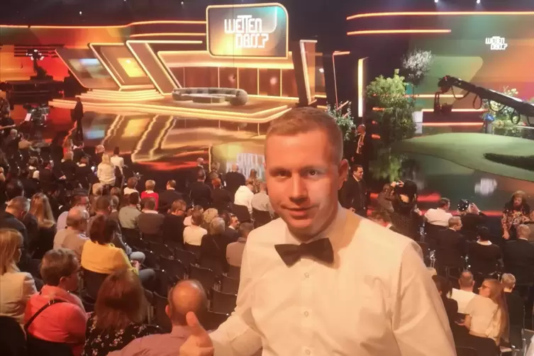 Der Ludwigshafener Cedric Auerhammer im „Wetten dass..?“-Studio in Nürnberg. Die Jubiläumssendung zog am Samstag fast 14 Million