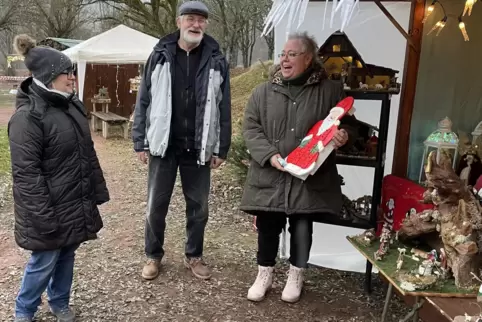 Ein Lichtblick: In der Freizeitanlage in Schwallborn gab es einen kleinen Weihnachtsmarkt.