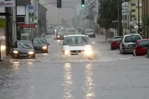 Im September 2005 wurde in Rimschweiler die Vogesenstraße überflutet.