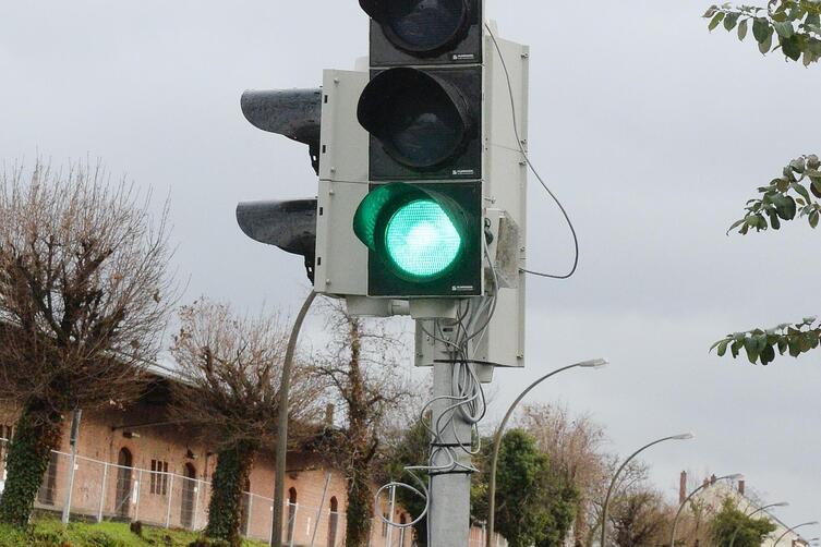 Mobile Ampel Für Postgrabenstraße - Bellheim - Die Rheinpfalz