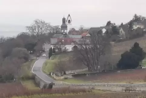 Bemerkenswerter Abschnitt der Panoramastraße: Zell.