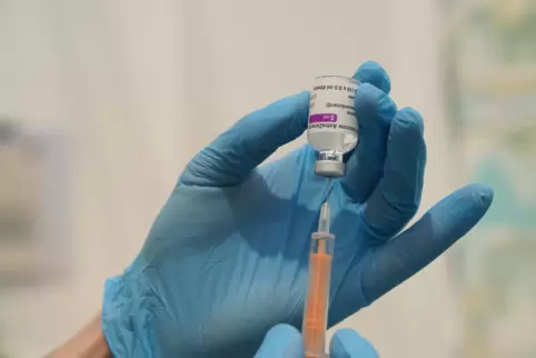 Auch der Impfstoff-Hersteller Moderna forscht bereits an Vakzinen, die an die Omikron-Variante angepasst sind.