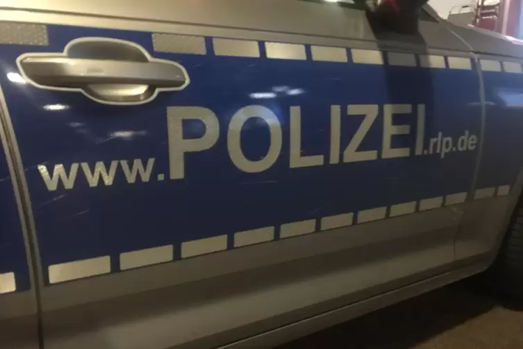 Die Polizei hofft auf Hinweise von Zeugen.