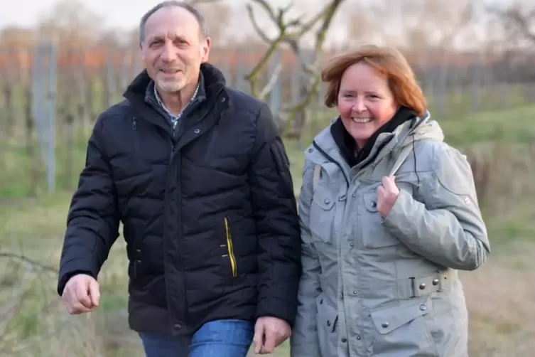 Bevorzugte Strecke zwischen Deidesheim und Bad Dürkheim: Heiner und Martina Dopp.