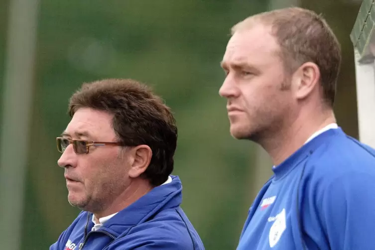 Frank Wafzig (rechts) war beim FK Pirmasens Torhüter in Regional- und Oberliga, Torwarttrainer und auch Sportlicher Leiter. Link