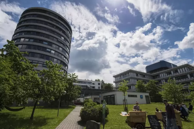 Gemeinsam wollen Wissenschaftler aus Kaiserslautern und Landau an Projekten zur Nachhaltigkeit forschen. Unser Foto zeigt den Ca