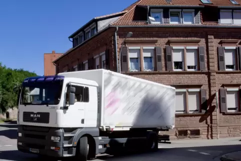 Seit Jahren werden die Anwohner der Johannisstraße vom Lkw-Verkehr geplagt.