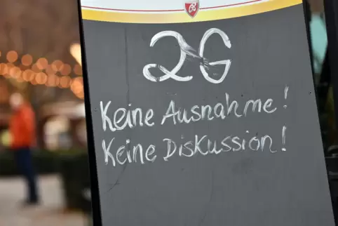 „Ohne Test geht keiner in die Kabine“, sagt zum Beispiel Spielertrainer Nicolas Wrede vom TuS Friedelsheim. 