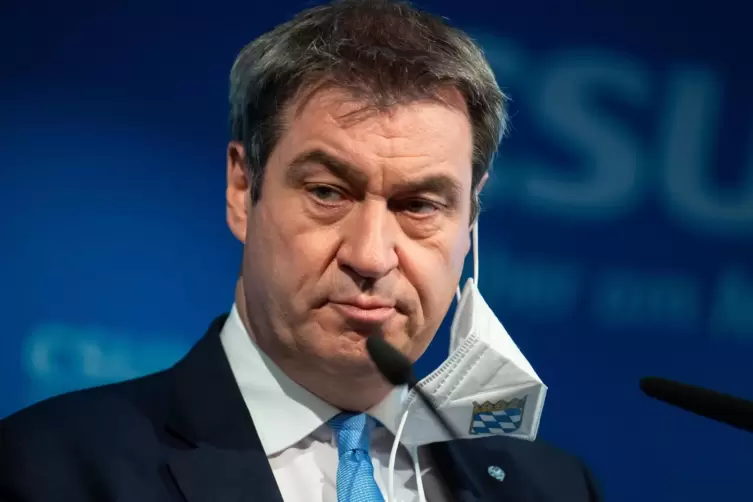 Bayerns Ministerpräsident Markus Söder (CSU) hatte am Montag angekündigt, die ab Mitte März geltende einrichtungsbezogene Impfpf