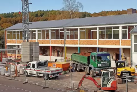 Die Sanierung der Grundschule Dellfeld wird teurer als geplant. 