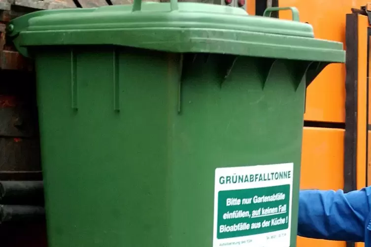 Wird wieder abgeholt: die Grünabfalltonne.