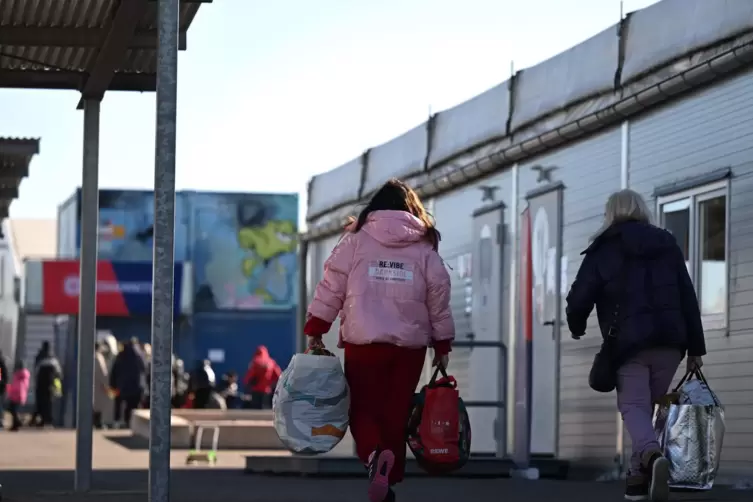 Geflüchtete Frauen Besonders Von Gewalt Bedroht Kreis Germersheim Die Rheinpfalz 