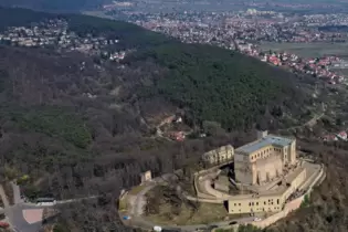 20220322_hambacher_schloss_schlossberg_drohne_11