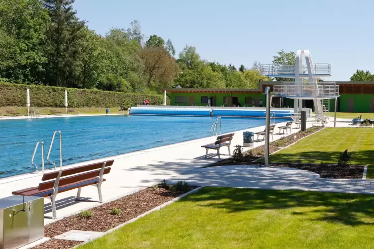 Das Winnweilerer Schwimmbad öffnet am 19. April.