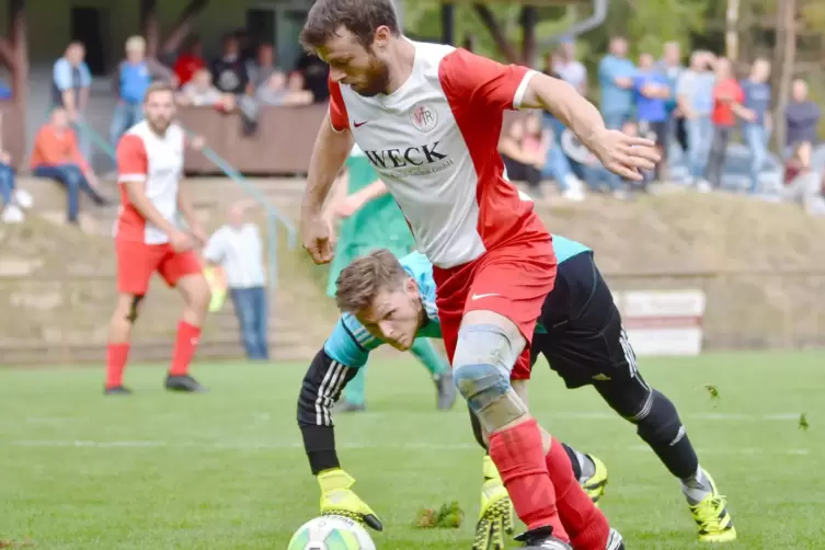 Lukas Weck vom VfR Hundheim-Offenbach/Hinzweiler kämpft mit seinem Team gegen den Abstieg aus der A-Klasse. 