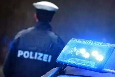 Die Polizei ermittelt zum Unfallhergang. 