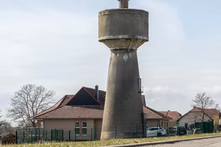 Ob die rheinland-pfälzische Bildungsministerin die Einladung zum Besuch in Liederschiedt annimmt, hat sie in ihrer Antwort an di