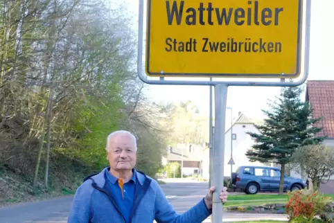 Seit 50 Jahren sitzt der 77-jährige Klaus Ziegenbein im Ortsbeirat. 