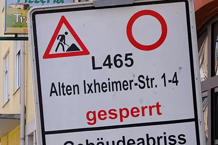 Die Sperrung wirkt sich auch auf die Buslinien aus. 